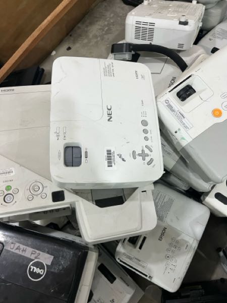 Monitors, Keyboards, Mice and Projector for Sale at Affordab photo 2