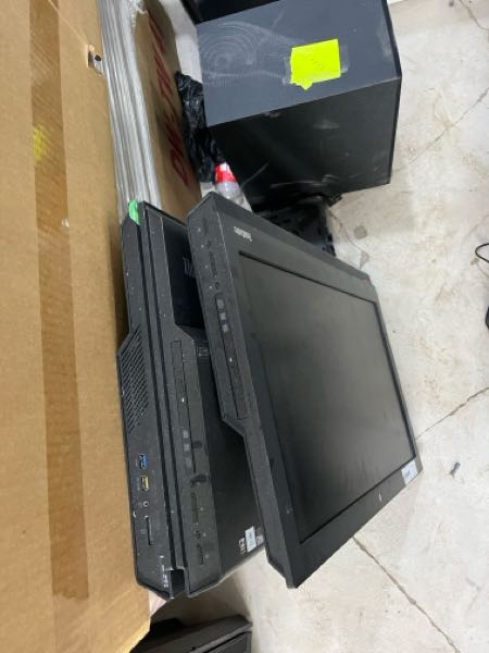 Monitors, Keyboards, Mice and Projector for Sale at Affordab photo 9