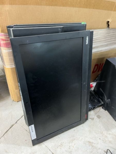 Monitors, Keyboards, Mice and Projector for Sale at Affordab photo 10