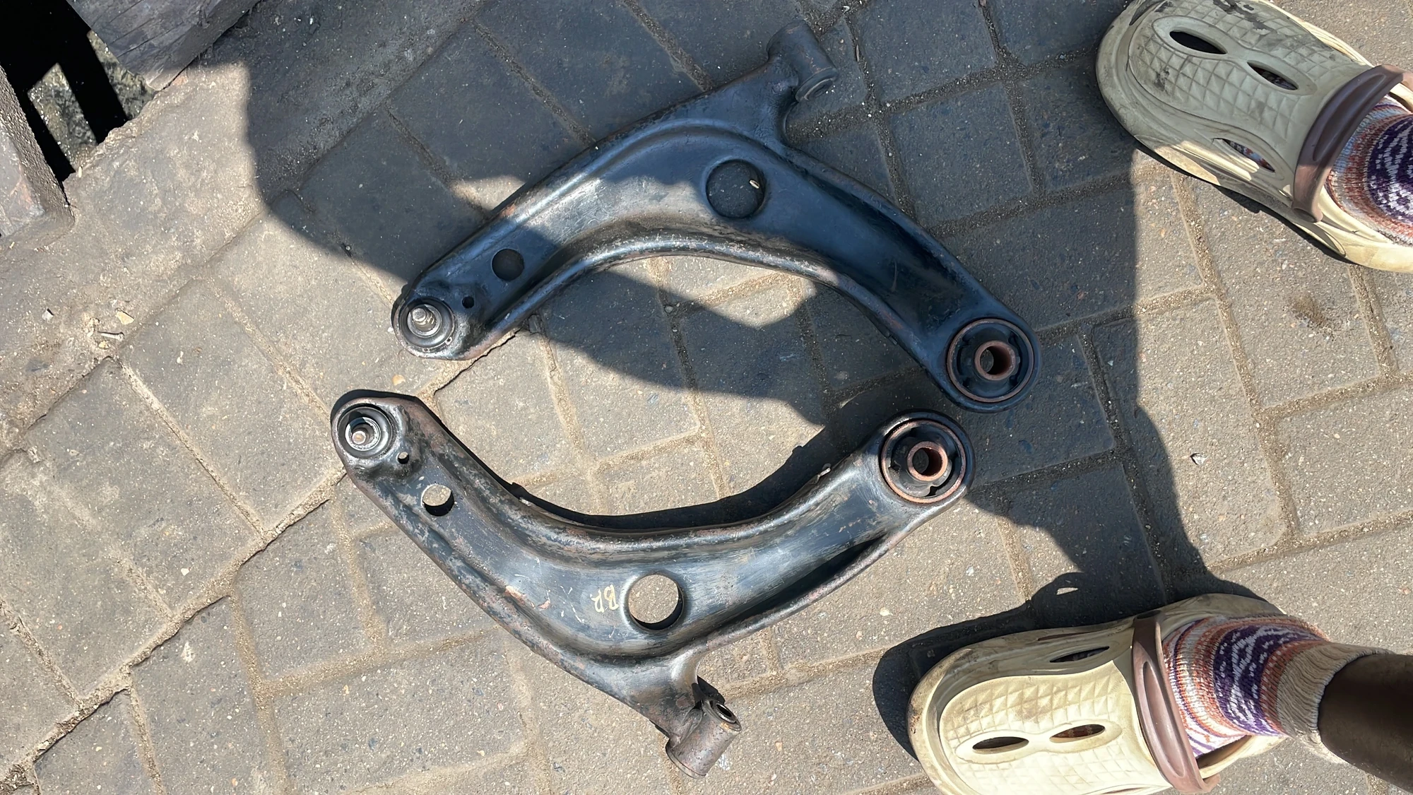 Yaris 2008 Lower Arm