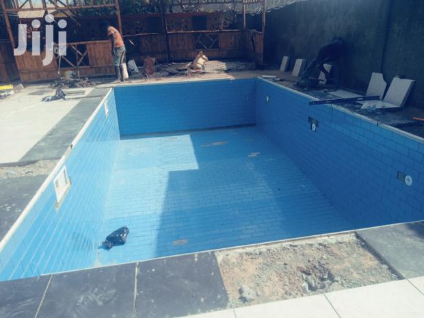 Swimming Pool Onstruction · Photo 4