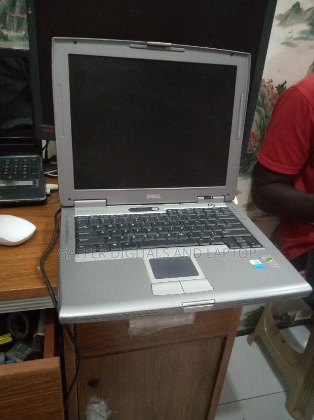 New Laptop Dell Adamo Onyx 2GB Intel Core M HDD 128GB · Photo 2