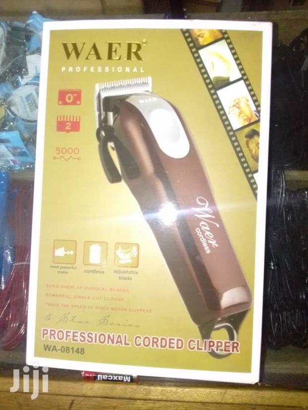 Rechargeable Hair Clipper · Photo 4