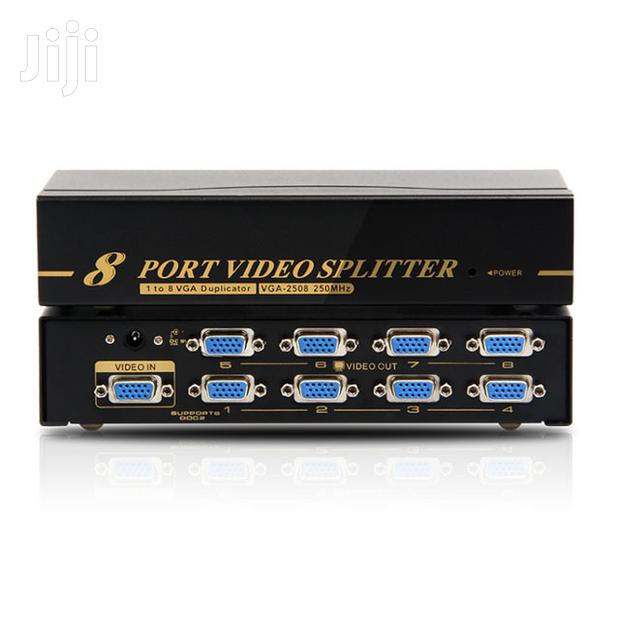 8-Port VGA Splitter (450mhz) VS138A · Photo 3
