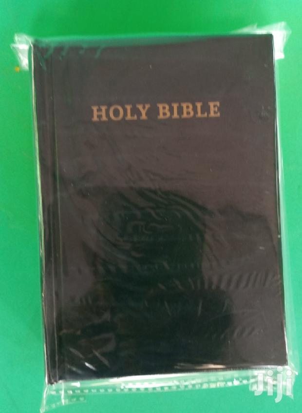 Holy Bible NKJV Small Version · Photo 1