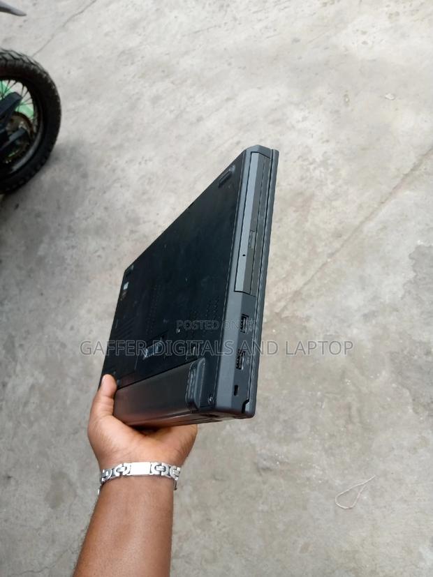 Laptop Lenovo ThinkPad T450 8GB Intel Core I5 HDD 640GB · Photo 3