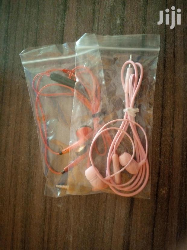 Universal Bass 3 in 1 Earphone · Photo 2