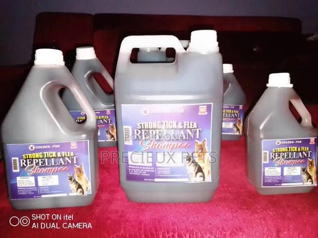 Golden-Pak Strong Tick Flea Repellant Shampoo · Photo 4