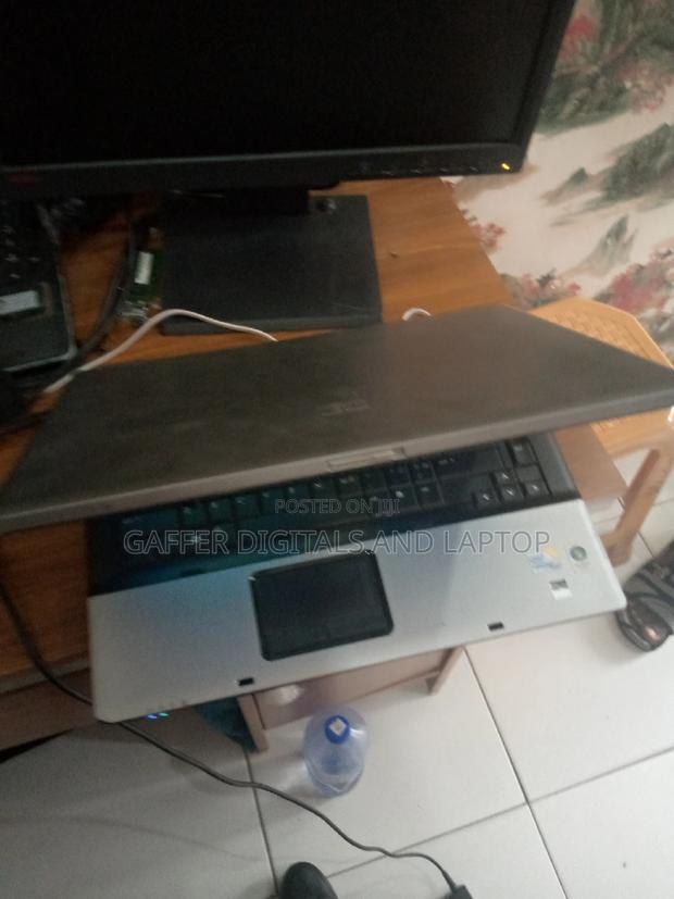 Laptop HP Compaq 6930p 4GB Intel Core 2 Quad HDD 128GB · Photo 3