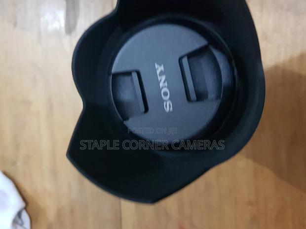 Sony 28-70mm Lens photo 3