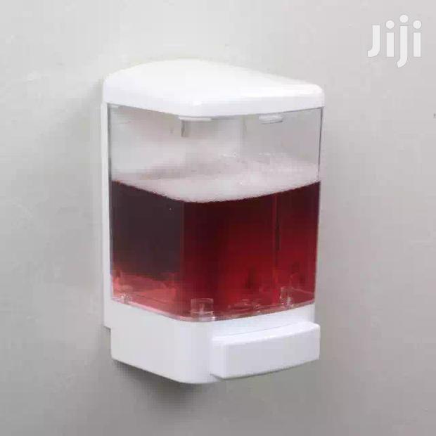 Soap Dispenser 1000ml · Photo 3