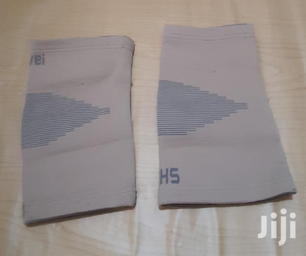 Knee Pads for Sports · Photo 2