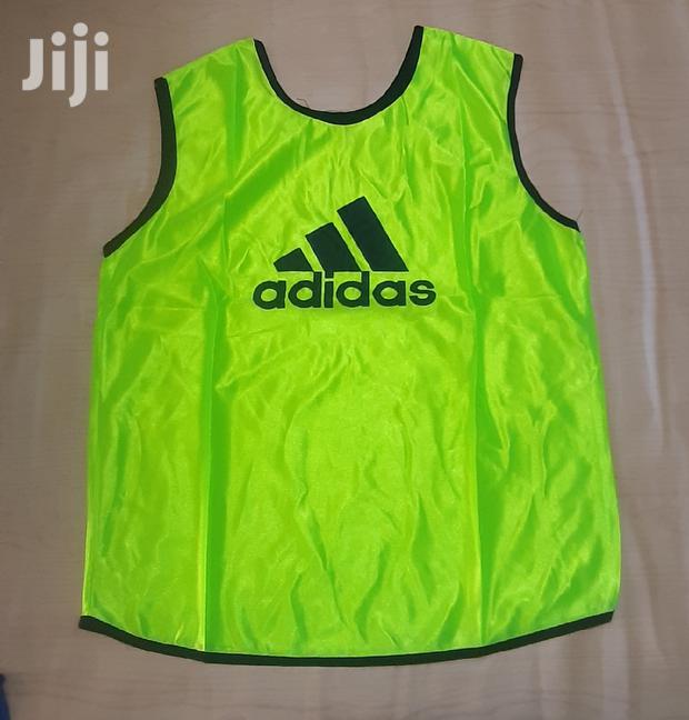 Set of Bibs · Photo 4