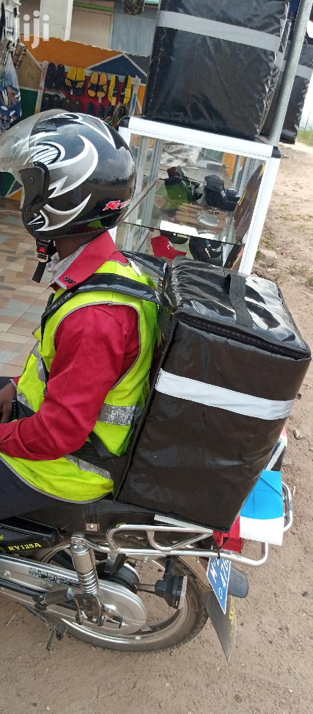 Quality Waterproof Delivery/Courier /Dispatch Bags · Photo 3
