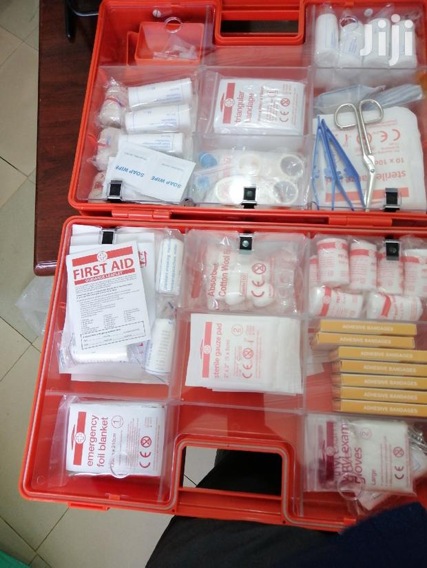 First Aid Kit for 100people · Photo 2