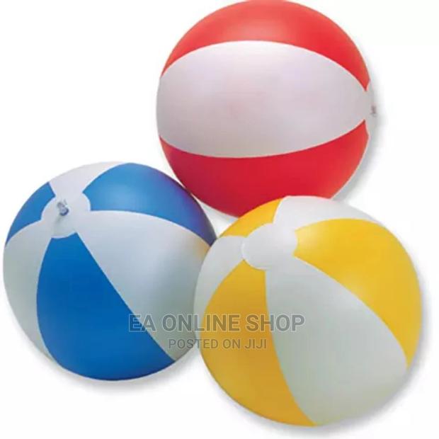 Swimming Pool Ball / Beach Ball · Photo 3