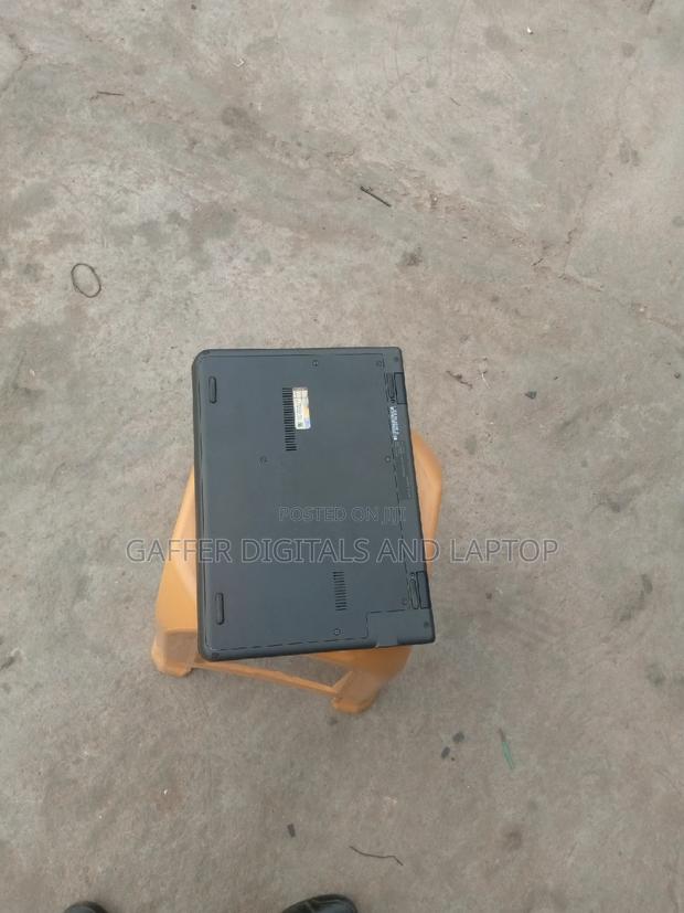 Laptop Lenovo ThinkPad 11e 4GB Intel Celeron HDD 350GB · Photo 2