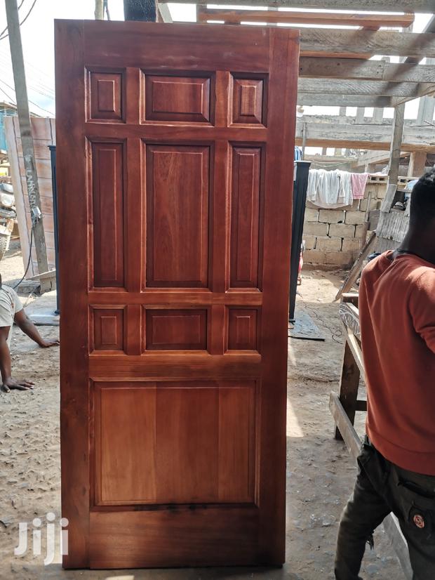Wooden Doors · Photo 4