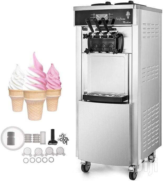 Ice Cream Machine Commercial · Photo 3