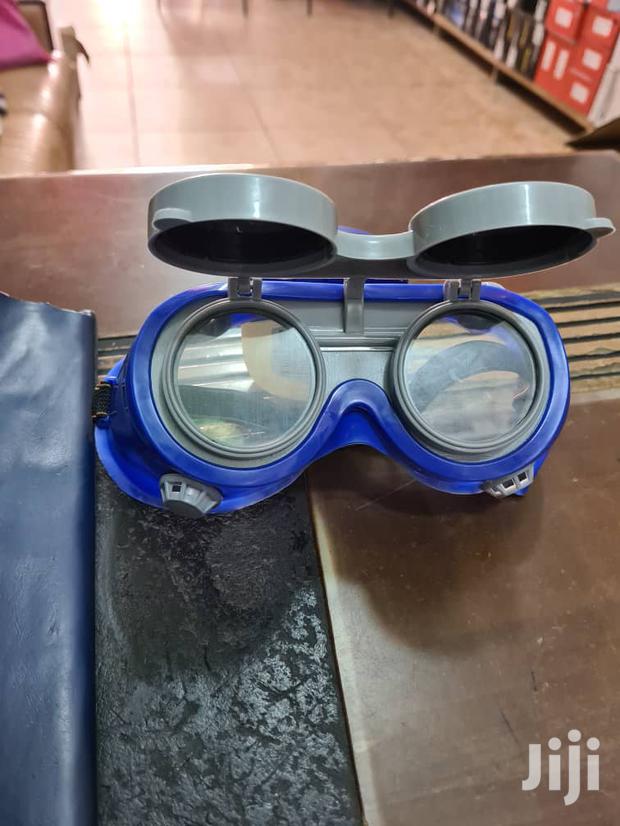 Welding Goggles · Photo 3