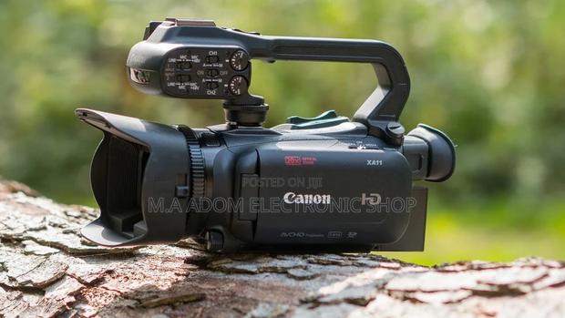 Professional Canon Video Camera Xa11 · Photo 2