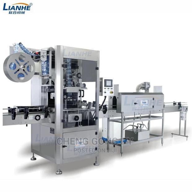 Semi Automatic Labeling Machine With Steam Machine · Photo 2