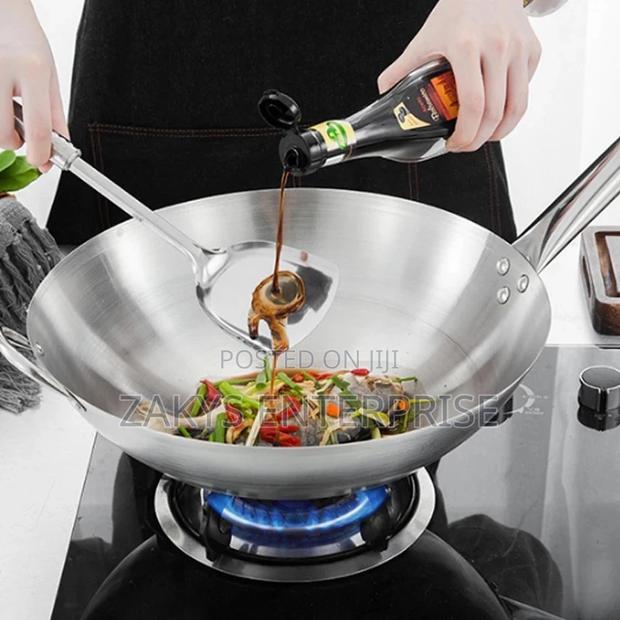Stainless Steel Non Stick Wok · Photo 3