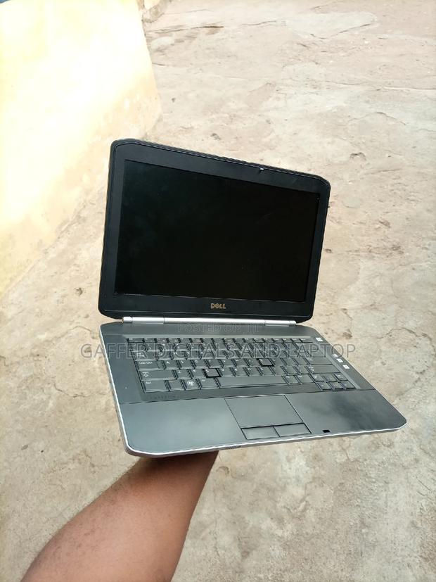 New Laptop Dell Latitude 14 3480 6GB Intel Core I3 HDD 320GB · Photo 2