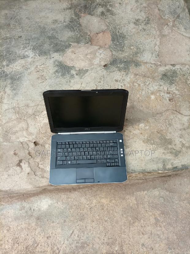 New Laptop Dell Latitude 14 3480 6GB Intel Core I3 HDD 320GB · Photo 3