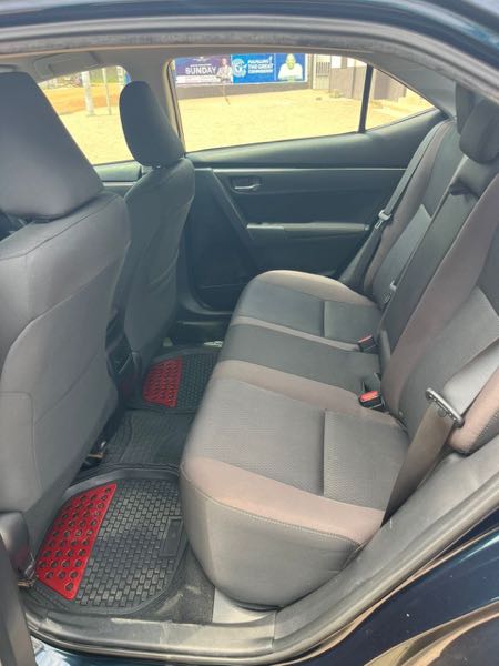 Toyota Corolla SE (1.8L 4cyl 2A) 2019 Black