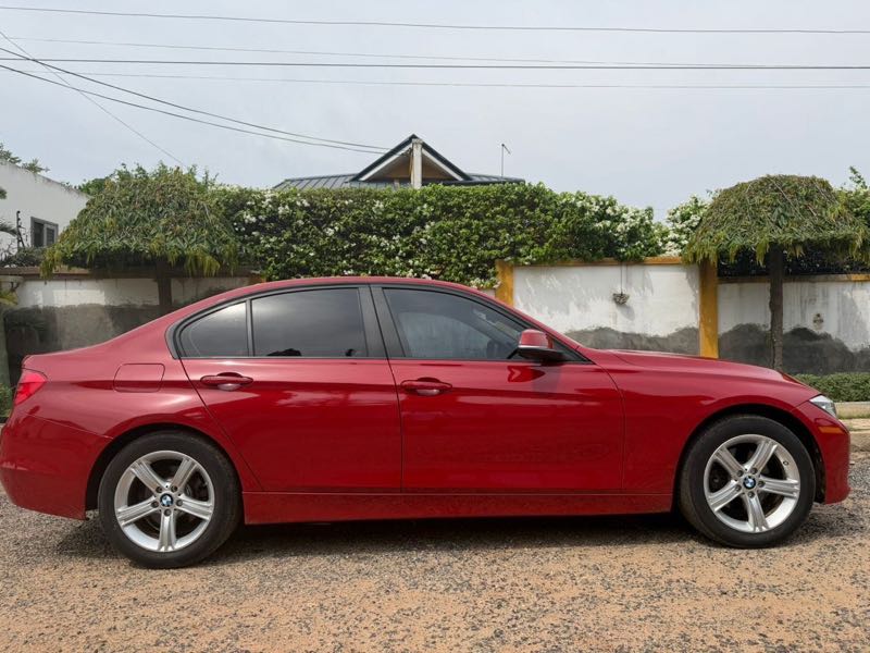 BMW 328i 2015 Red