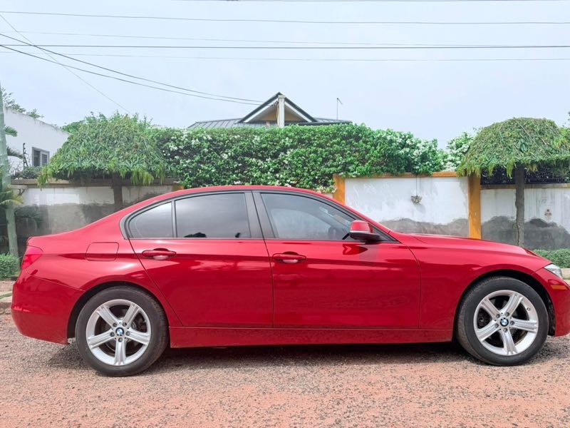 BMW 328i 2015 Red