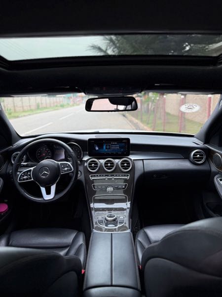 Mercedes-Benz C300 2020 White