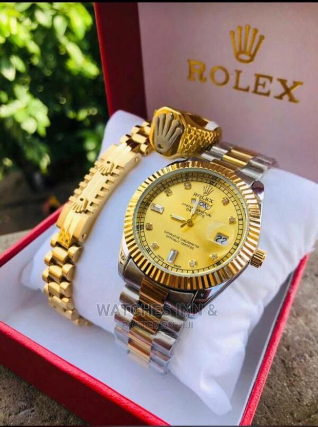 Rolex Watch With Bracelet and Ring · Photo 2