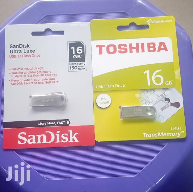16GB Pen Drive · Photo 2