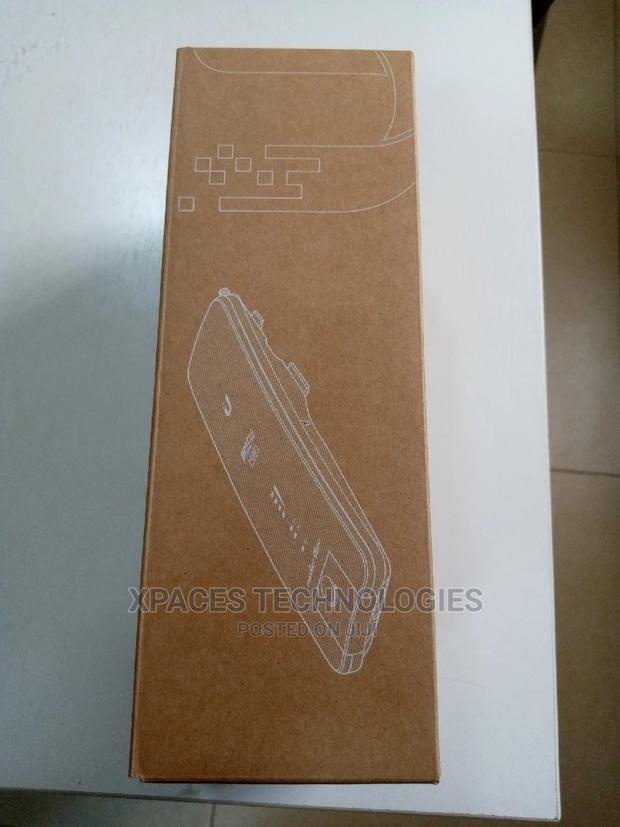 Ubiquiti RP-5AC-GEN2 Rocket Prism AC-Gen2 airMAX AC Radio BaseStation · Photo 3