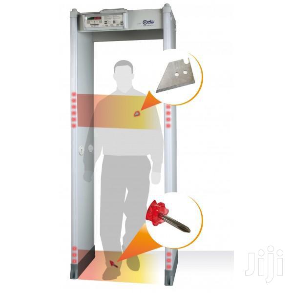 Walkthrough Metal Detector