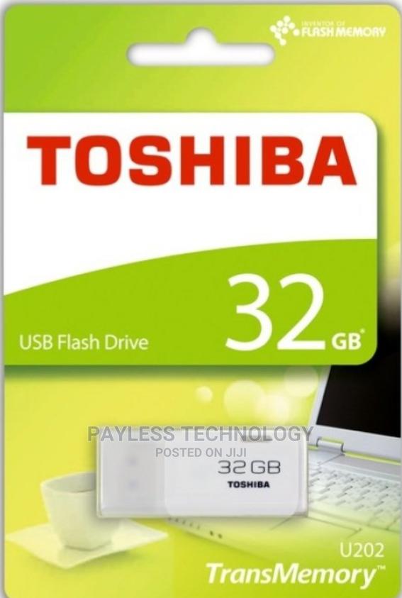 Toshiba 32gb USB Pendrive · Photo 3