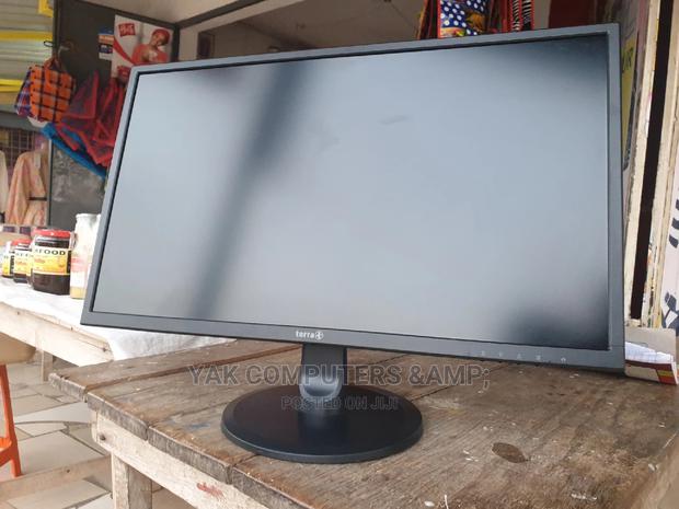 24 Inch Full HD Monitor With HDMI and Dvi Terra = 750 Cedis
