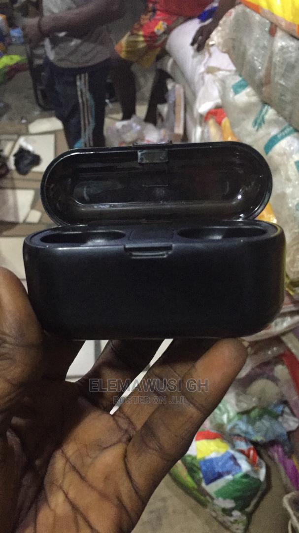Samsung Gear Iconx Wireless Earbuds · Photo 4