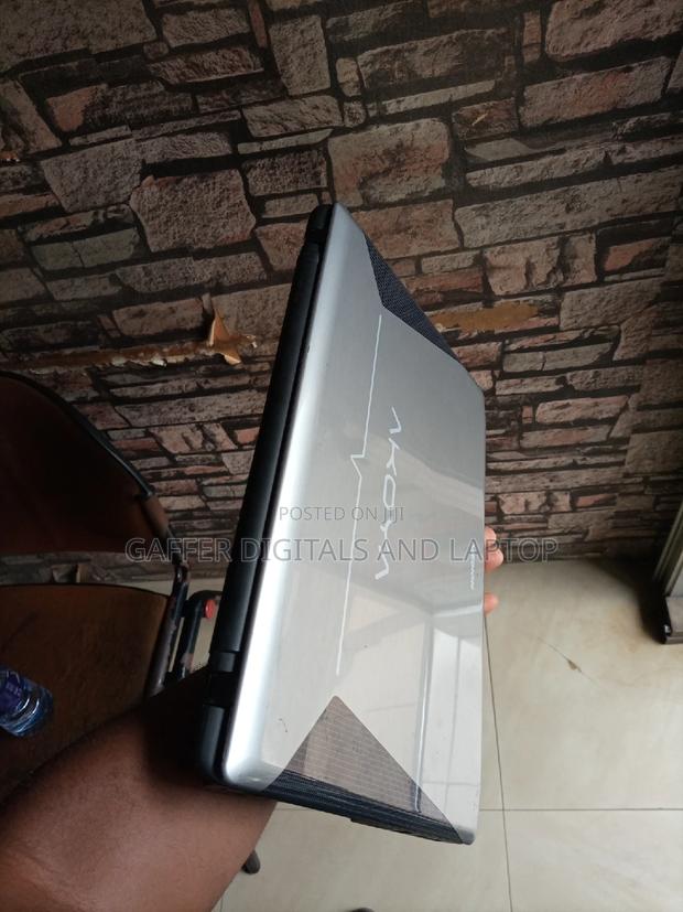 New Laptop Medion Akoya S3409 4GB Intel Core I3 HDD 350GB · Photo 2