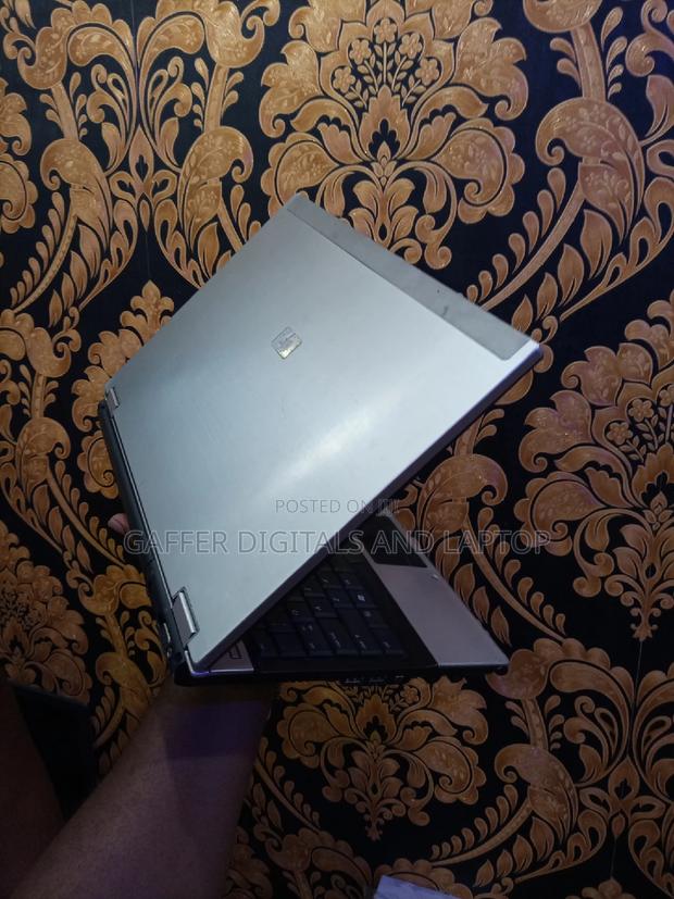 New Laptop HP EliteBook 720 G1 4GB Intel Core 2 Quad HDD 250GB · Photo 2