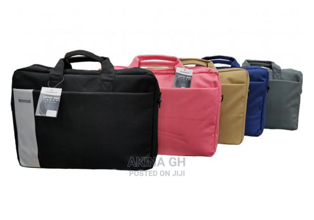 Okade Laptop 15.6" T57 New Quality Bag · Photo 2
