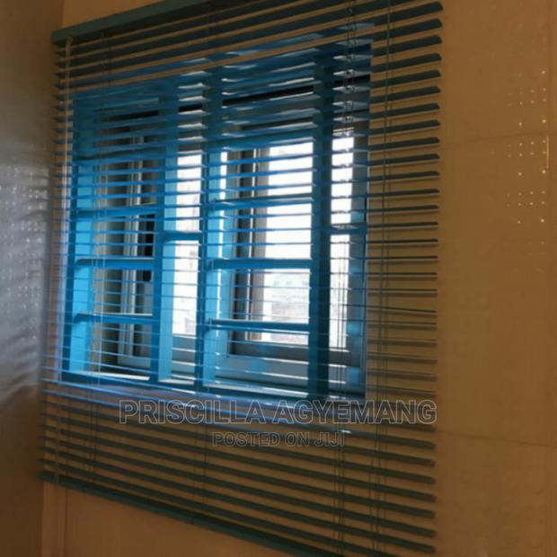 Window Blinds photo 4