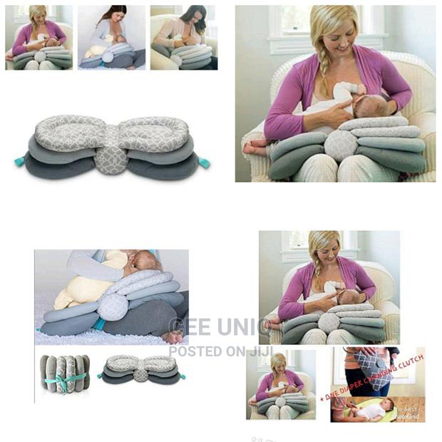 Adjustable Nursing Pillow · Photo 3