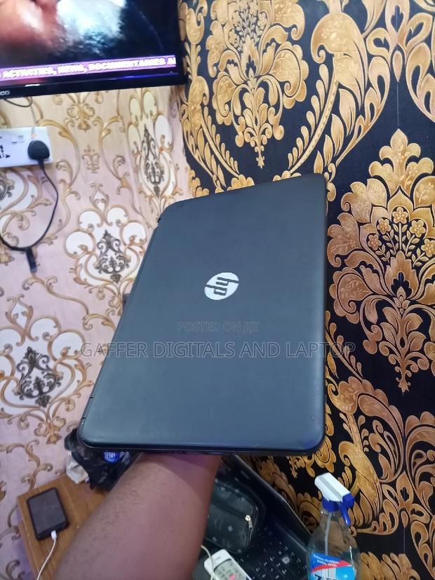 Laptop HP 215 G1 4GB Intel Celeron HDD 256GB · Photo 1