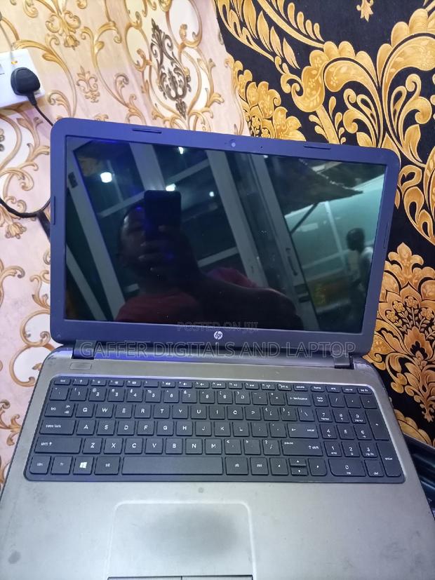 Laptop HP 215 G1 4GB Intel Celeron HDD 256GB · Photo 3