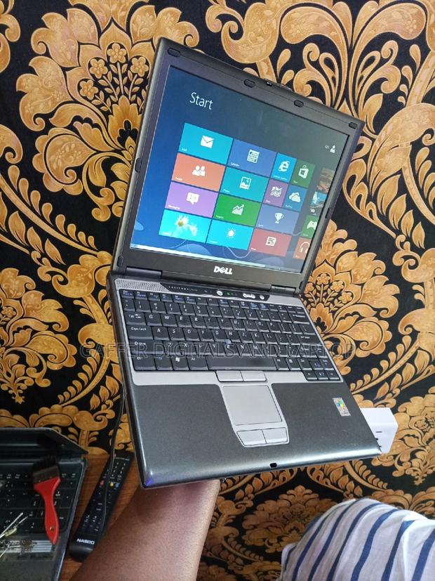 New Laptop Dell Latitude E7450 2GB Intel Celeron HDD 128GB · Photo 4