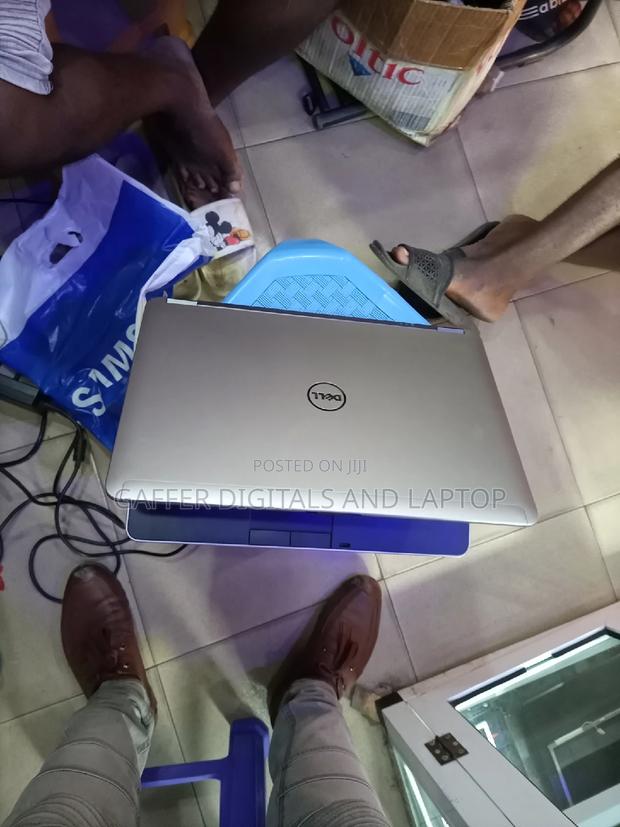New Laptop Dell Latitude E7450 8GB Intel Core I5 HDD 128GB · Photo 2