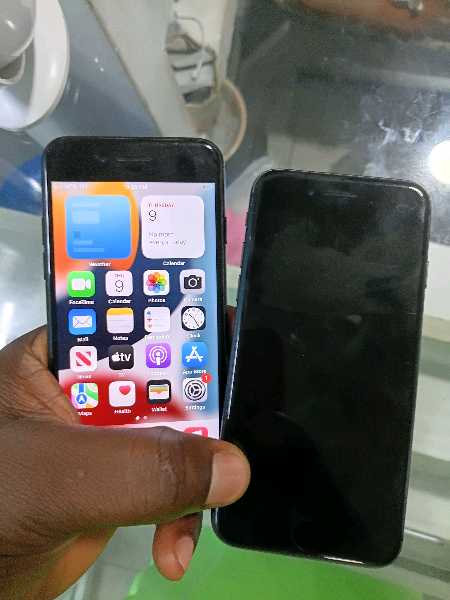 Used Apple iPhone 7 32 GB